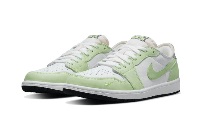 air-jordan-1-low-og-ghost-green-ddd5b9-3
