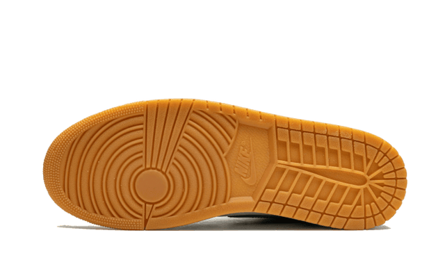 air-jordan-1-low-se-barcelona-print-ddd5b9-3