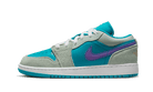 air-jordan-1-low-se-light-bone-aquatone-ddd5b9-3