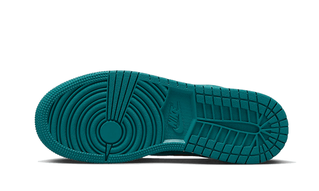air-jordan-1-low-velvet-geode-teal-ddd5b9-3