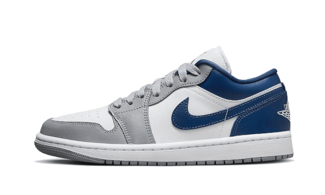 air-jordan-1-low-white-grey-blue-ddd5b9-3