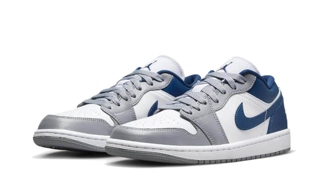air-jordan-1-low-white-grey-blue-ddd5b9-3