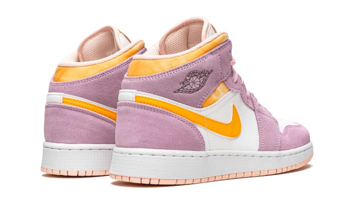 air-jordan-1-mid-arctic-pink-ddd5b9-3