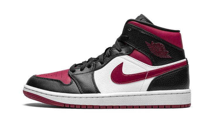 air-jordan-1-mid-bred-toe-ddd5b9-3