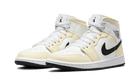 air-jordan-1-mid-coconut-milk-ddd5b9-3