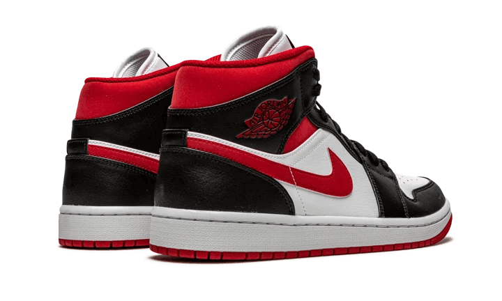 air-jordan-1-mid-gym-red-black-white-ddd5b9-3