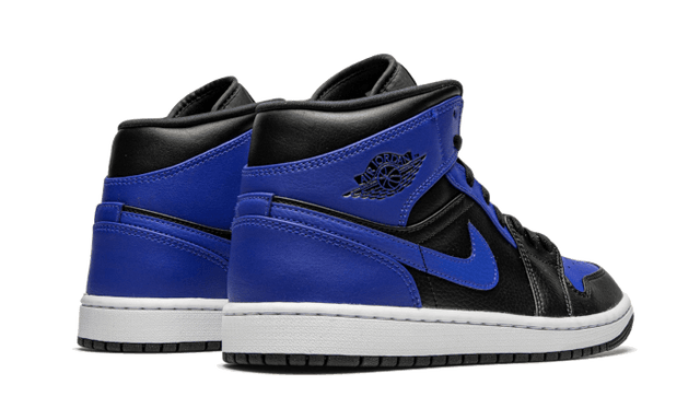 air-jordan-1-mid-hyper-royal-tumbled-leather-ddd5b9-3