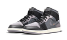 air-jordan-1-mid-inside-out-black-ddd5b9-3