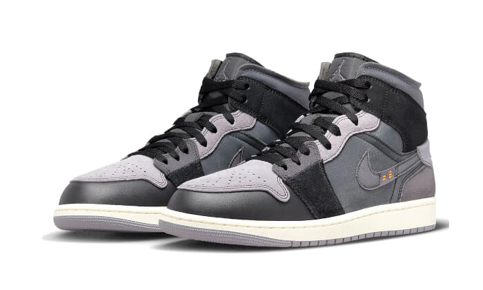 air-jordan-1-mid-inside-out-black-ddd5b9-3