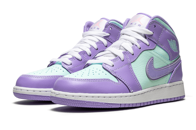 air-jordan-1-mid-purple-aqua-ddd5b9-3