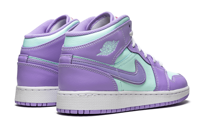 air-jordan-1-mid-purple-aqua-ddd5b9-3