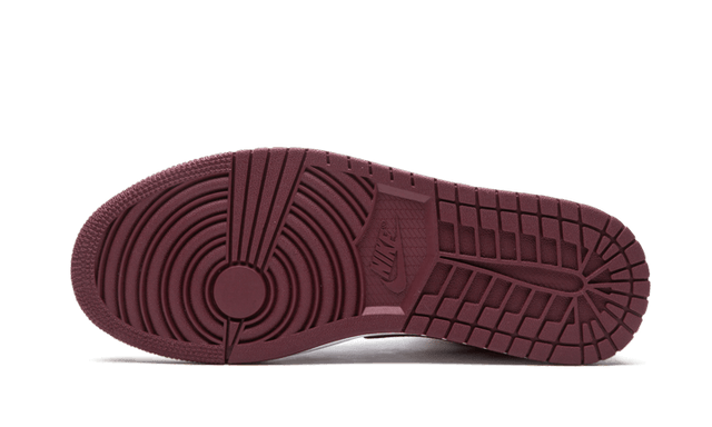 air-jordan-1-mid-se-black-dark-beetroot-ddd5b9-3