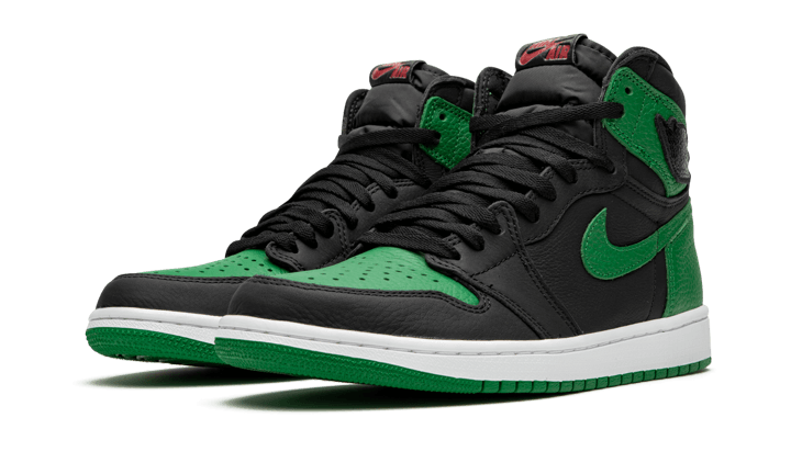 air-jordan-1-retro-high-og-pine-green-black-ddd5b9-3