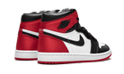 air-jordan-1-retro-high-satin-black-toe-ddd5b9-3