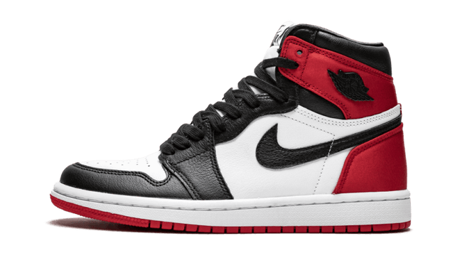 air-jordan-1-retro-high-satin-black-toe-ddd5b9-3