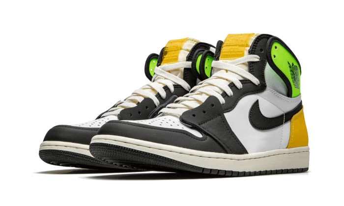 air-jordan-1-retro-high-og-volt-gold-ddd5b9-3