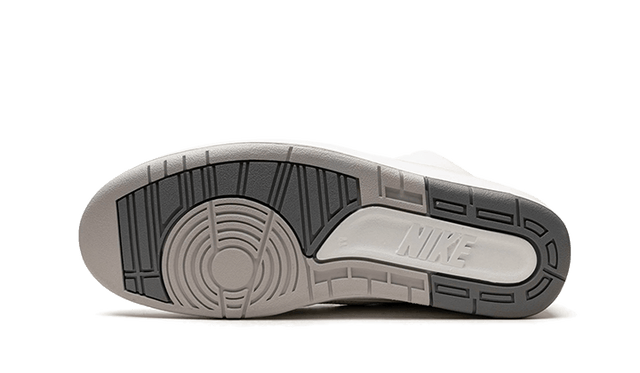 air-jordan-2-cement-grey-ddd5b9-3