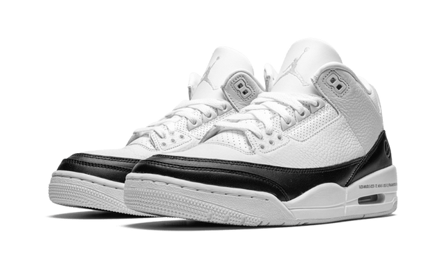 air-jordan-3-retro-fragment-white-black-ddd5b9-3
