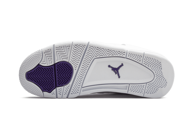 air-jordan-4-retro-metallic-purple-ddd5b9-3