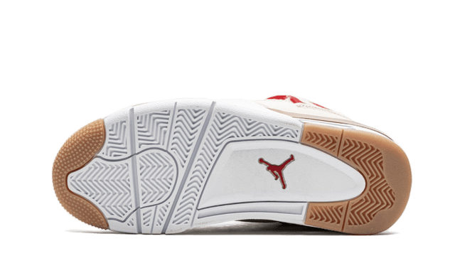 air-jordan-4-retro-where-the-wild-things-are-ddd5b9-3