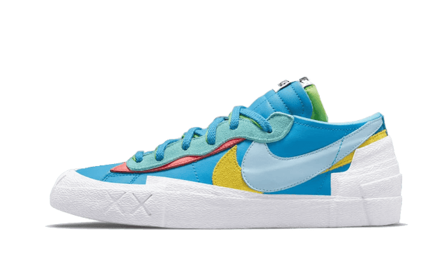 blazer-low-sacai-kaws-blue-ddd5b9-3