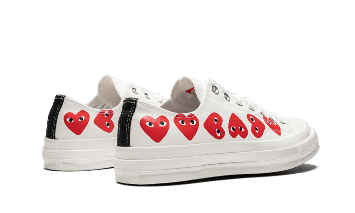 chuck-taylor-all-star-70s-ox-comme-des-garons-play-multi-heart-white-ddd5b9-3