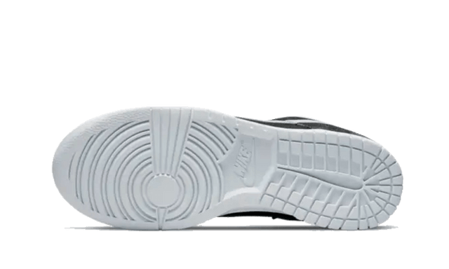 dunk-low-prm-animal-pack-black-ddd5b9-3
