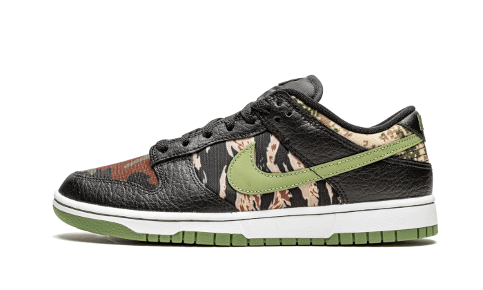 dunk-low-se-black-multi-camo-crazy-camo-ddd5b9-3