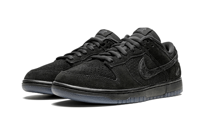 dunk-low-sp-undefeated-5-on-it-black-ddd5b9-3