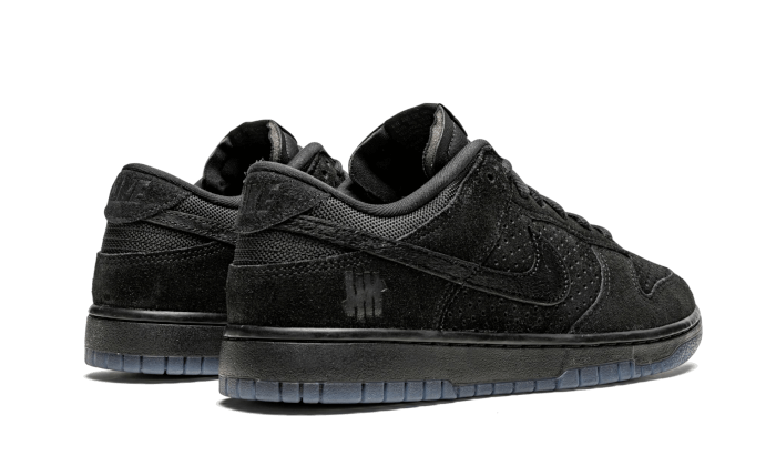 dunk-low-sp-undefeated-5-on-it-black-ddd5b9-3