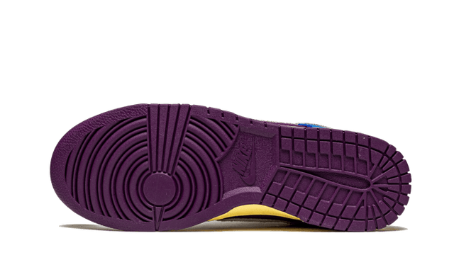 dunk-low-undefeated-5-on-it-ddd5b9-3