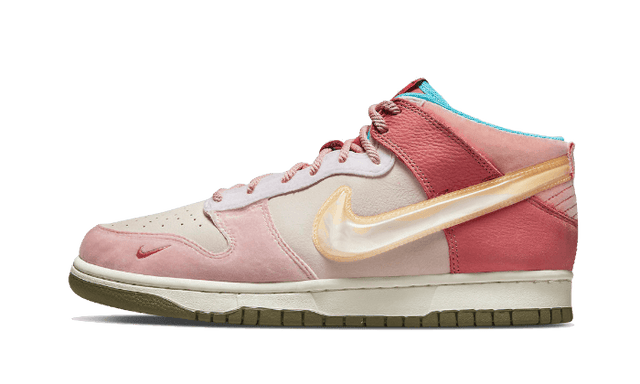 dunk-mid-social-status-free-lunch-strawberry-milk-ddd5b9-3