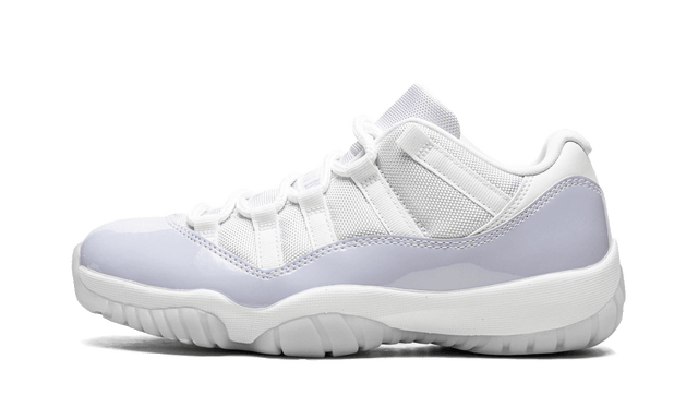 air-jordan-11-retro-low-pure-violet-ddd5b9-3
