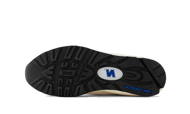 990-v2-made-in-usa-white-blue-ddd5b9-3
