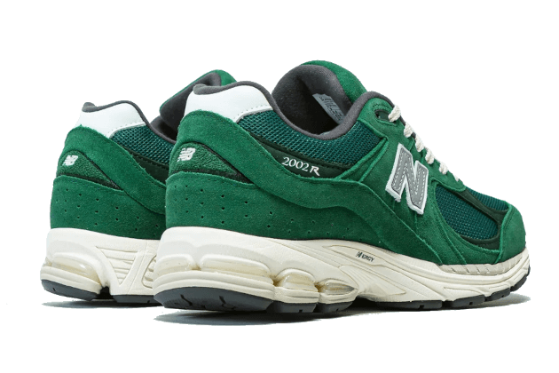 2002r-suede-pack-forest-green-ddd5b9-3