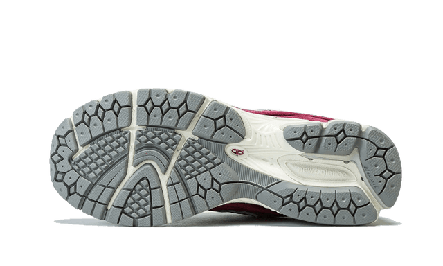 2002r-suede-pack-red-wine-ddd5b9-3