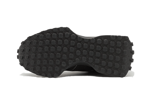 327-triple-black-ddd5b9-3