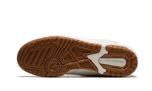 550-white-gum-ddd5b9-3
