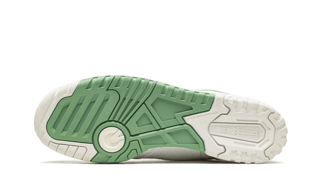 550-white-mint-green-ddd5b9-3