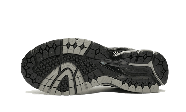 860-black-silver-ddd5b9-3