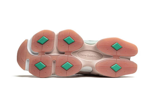 9060-joe-freshgoods-inside-voices-penny-cookie-pink-ddd5b9-3
