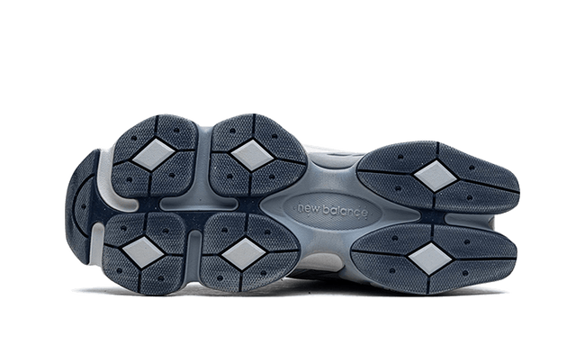 9060-arctic-grey-ddd5b9-3