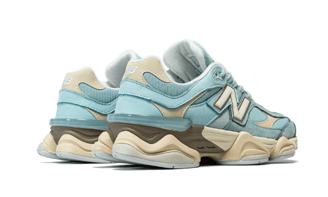 9060-blue-haze-ddd5b9-3