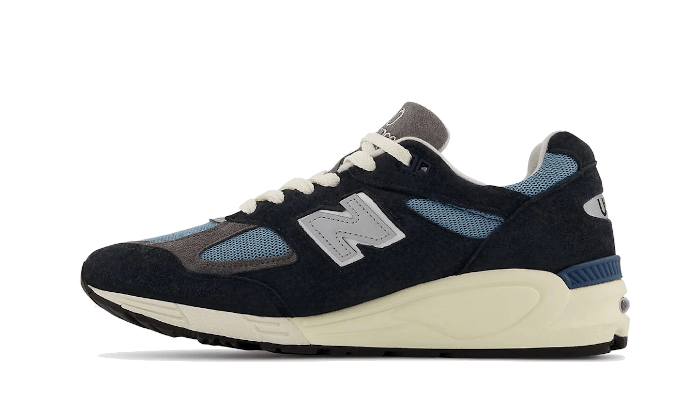 990-v2-miusa-teddy-santis-navy-castlerock-ddd5b9-3