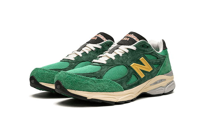 990-v3-miusa-teddy-santis-green-gold-ddd5b9-3