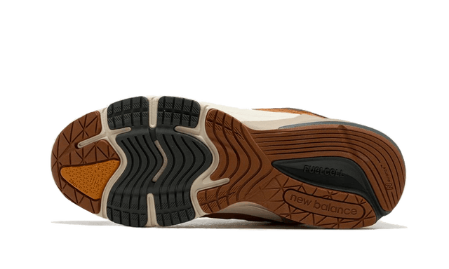 990-v6-carhartt-wip-sculpture-center-ddd5b9-3
