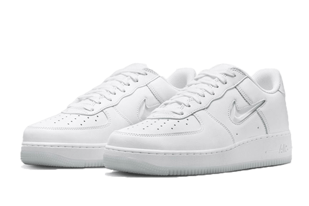 air-force-1-low-07-retro-color-of-the-month-jewel-swoosh-triple-white-ddd5b9-3