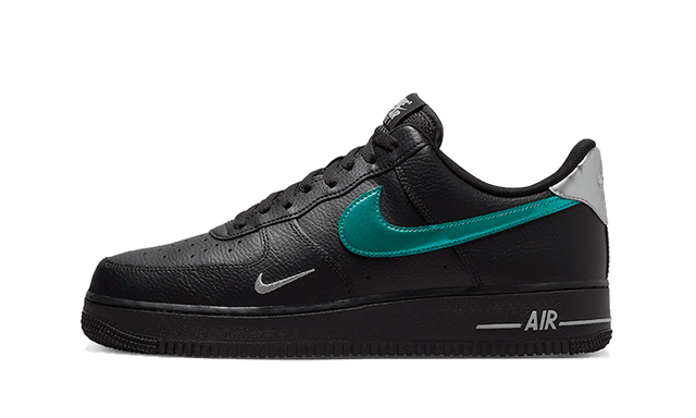 air-force-1-low-black-blue-lightning-ddd5b9-3