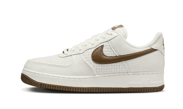 air-force-1-low-snkrs-day-5th-anniversary-ddd5b9-3