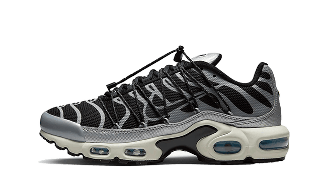 air-max-plus-lace-toggle-black-grey-ddd5b9-3